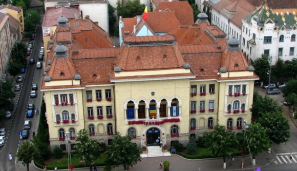 A marosvásárhelyi városházán nyomoz a DNA