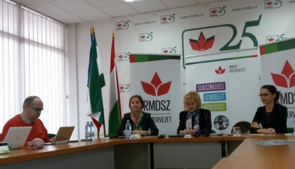 Hatalomra törne az RMDSZ Nőszervezete