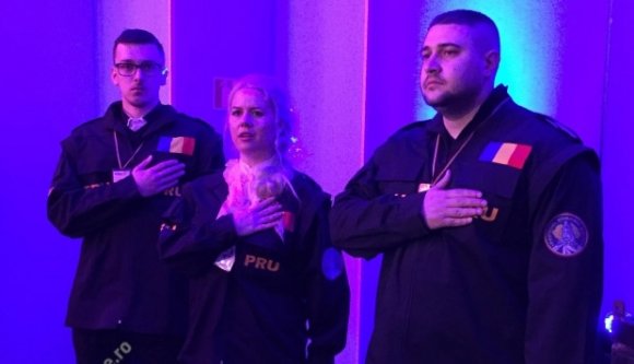 Saját gárdát alapított a szélsőségesen magyarellenes párt