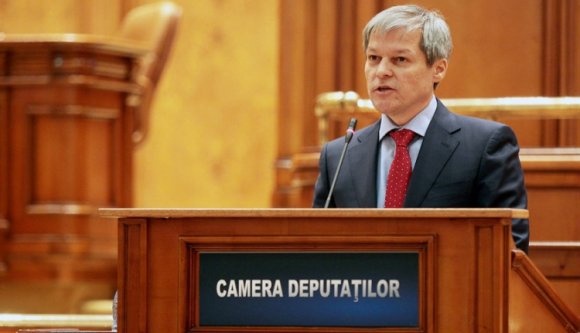 Cioloș: a kormány nem asszisztál a kétfordulós választásokhoz