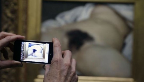 Meztelenség vs. Facebook: 1 – 0