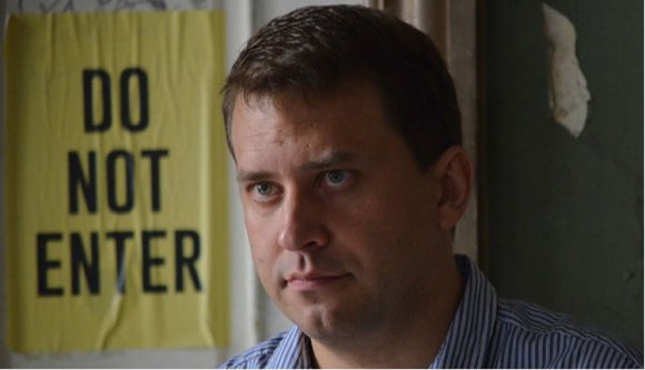 Tóásó Előd nem vehet részt a saját perének tárgyalásán