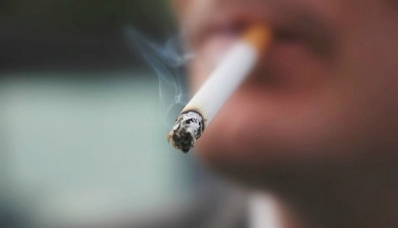 Még három napig füstösek a kocsmák