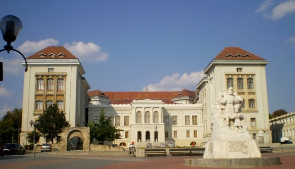 Orvosi egyetemek ajtaján kopogtatott kedden a DNA