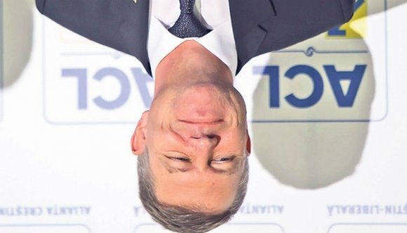 Gyenge elnök, össze se lehet hasonlítani Ceauşescuval