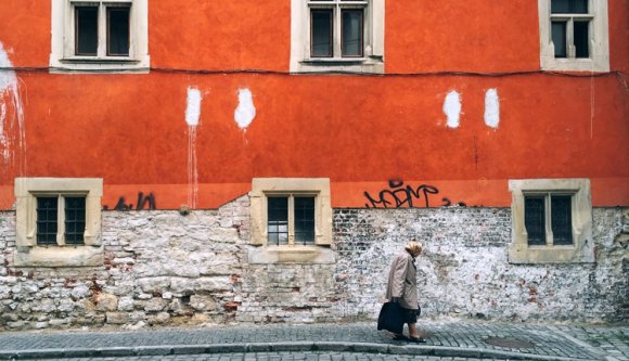Kolozsvári fotós Instagramját szemlézi a The Guardian