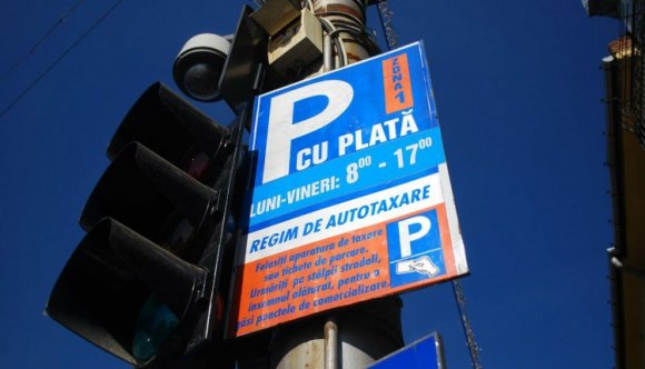 Húsvétkor is parkolójegyet követeltek Marosvásárhelyen