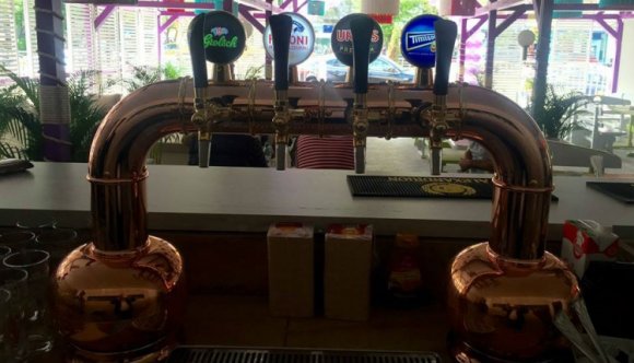 Egyre több sör gurul le a romániai polgárok torkán