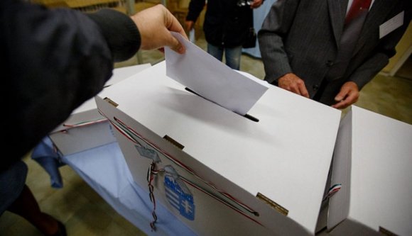 Gratuláltak az erdélyi magyar pártok a FIDESZ-KDNP-nek