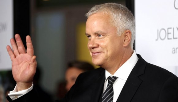 Rendezőként jön Szebenbe Tim Robbins