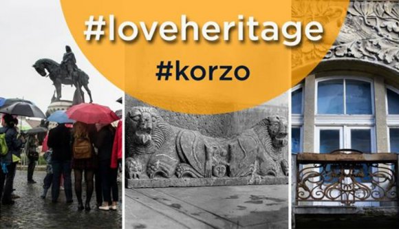 Szelfizz műemlékkel!