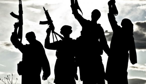 A köztünk robbantó terroristák – csak a jéghegy csúcsa