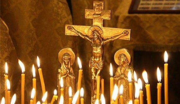 Gyertyabizniszre kötelezi az ortodox papokat a püspökség