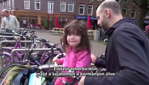 Csak kívülről káosz az amszterdami bringás rendszer