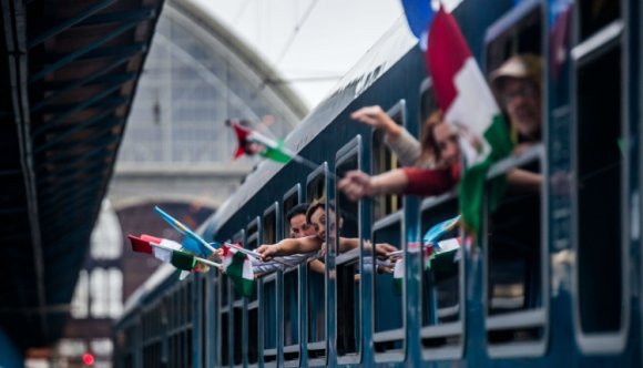 Útban van a Csíksomlyó Expressz és a Székely Gyors is