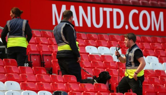 Az angol focibajnokságba is beleszólt a terror