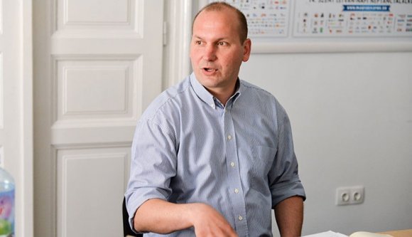 Gergely Balázs a politikában is civil maradna