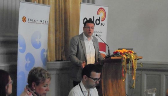 FUEN: különbség van bevándorlók és őshonos kisebbségek között