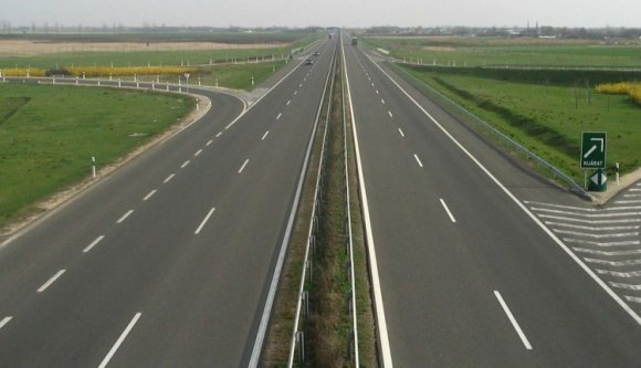 Két év múlva közelebb kerül az autópálya Nagyváradhoz