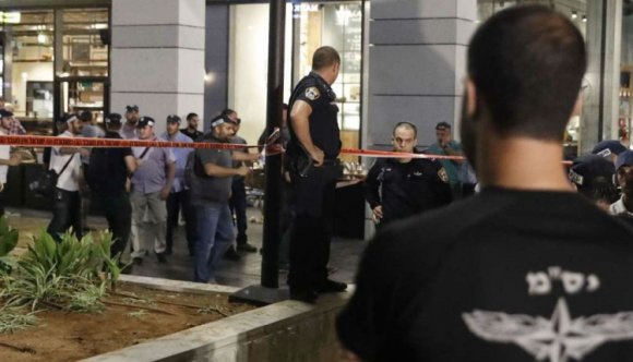 Véres merénylet Izraelben