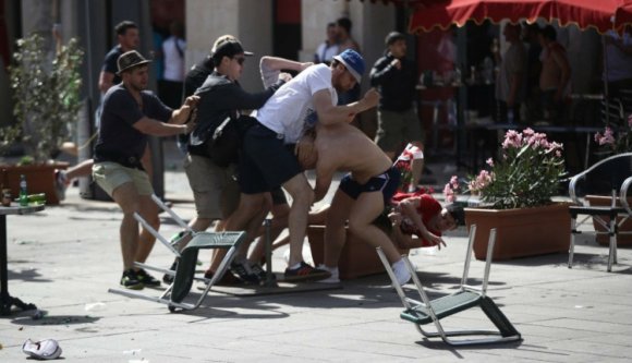 Villámgyors és kemény ítéletek a Marseille-t lebontó szurkolóknak