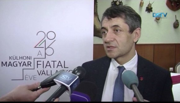 Több mint félmilliárd forintra pályázhatnak a fiatal külhoni vállalkozók