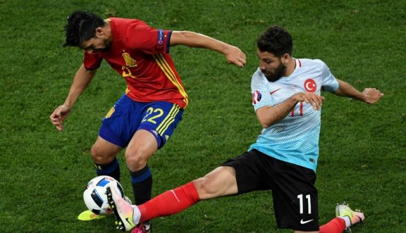 A spanyolok negyedórára kinyitották a gólzsákot