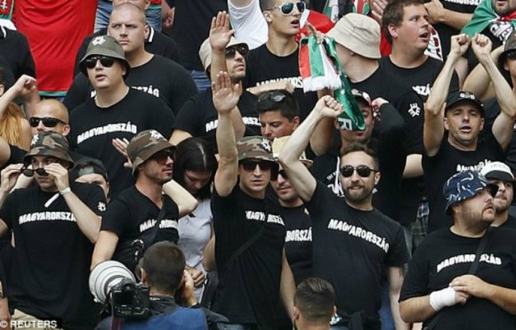 Lenácizta a magyar drukkereket a brit sajtó