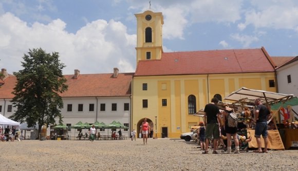 Újjászületett a sokat látott nagyváradi vár (VIDEÓ)