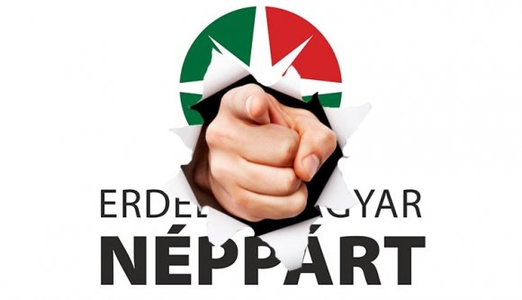 Durva jelzőkkel „búcsúzik” korábbi vezetőitől a Maros megyei EMNP