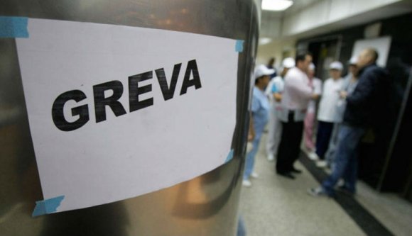 Sztrájkolnak az önkormányzati alkalmazottak