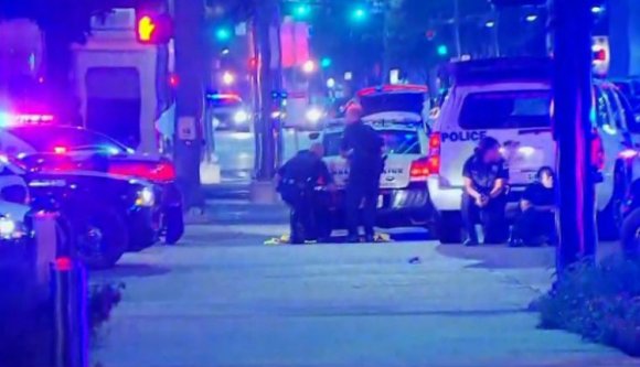 Egyesült Államok: rendőrgyilkosságokba torkolltak a tömegtüntetések