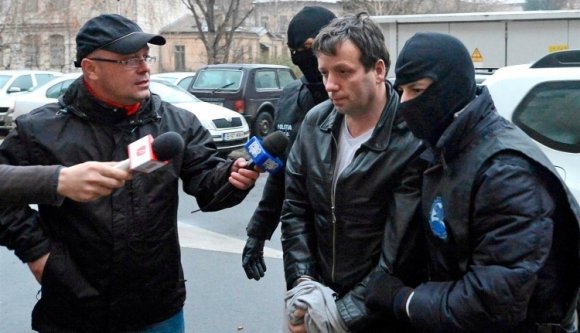 FBI: mégsem törte fel Guccifer Clinton postafiókját