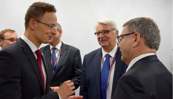 Brexit után: a britekkel konspirálna a V4-csoport