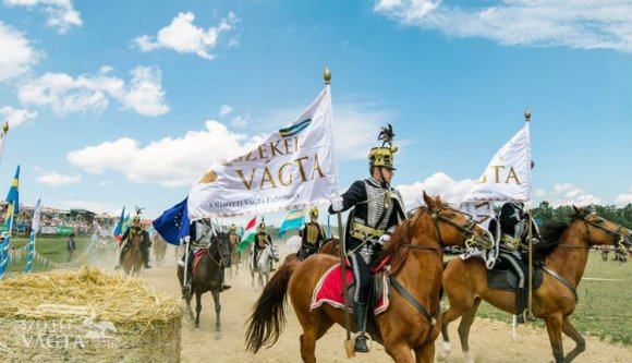 Vágtáznak már a székelyek az Óriáspince-tetőn (KÉPEK)