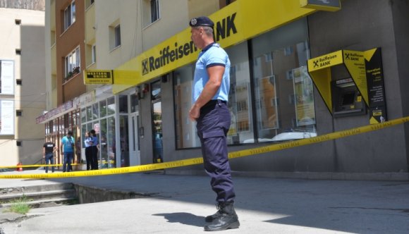 Tűzharc után fogták el a besztercei bankrablás gyanúsítottját