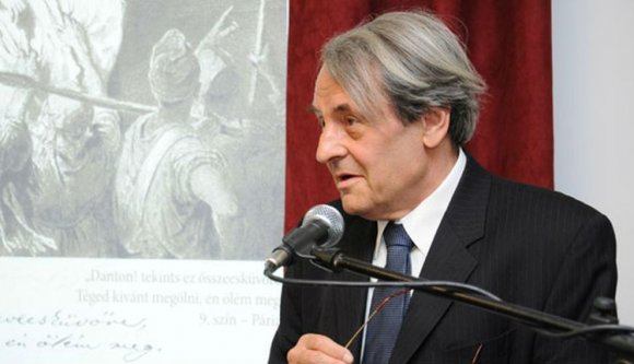 Elhunyt Szegedy-Maszák Mihály