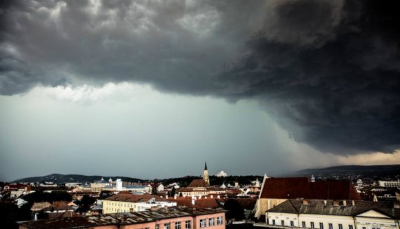 Váratlan vihar csapott le Kolozsvárra