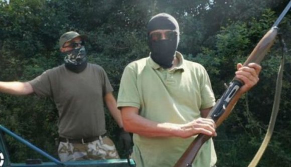 Román fegyvernepperek akcióban