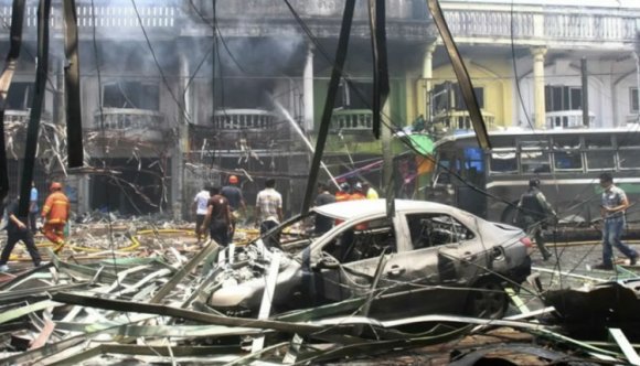 Halálos robbantásos merényletek Thaiföldön