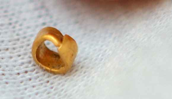 Megtalálták a világtörténelem legrégebbi aranytárgyát?