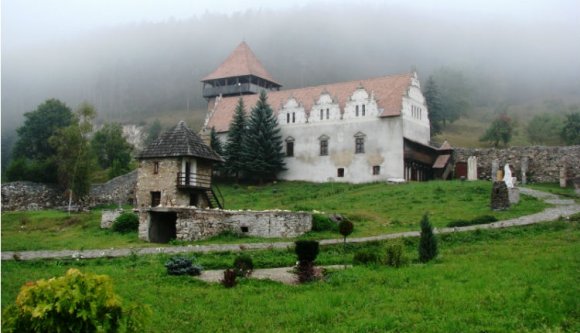 Kitüntették a szárhegyi Lázár-kastély többségi örökösét