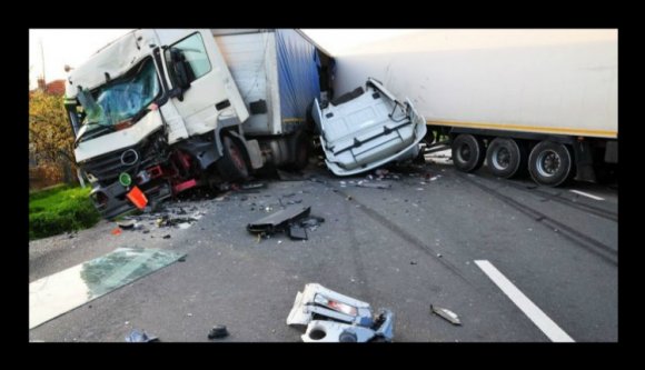 Súlyos közúti baleset Maros megyében: egy halott