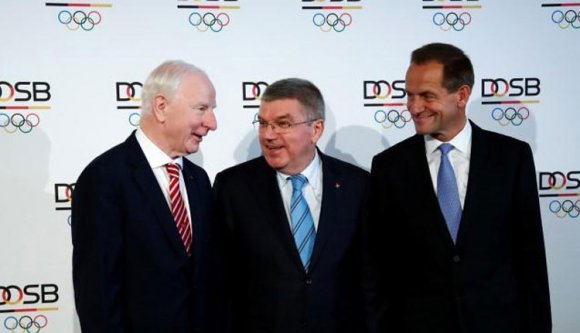 Jegyüzérkedés miatt elkapták az Európai Olimpiai Bizottság elnökét