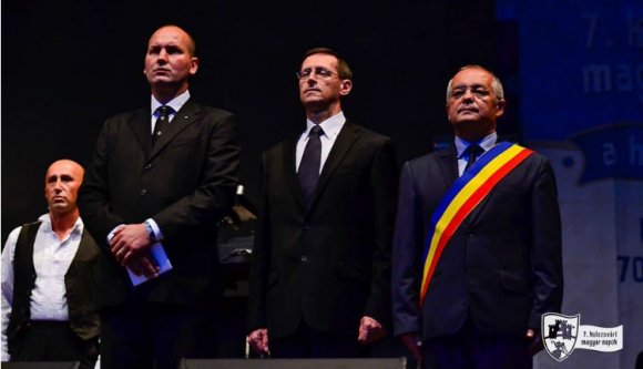 Multikulturális bingó Emil Boc beszéde alatt (VIDEÓ)