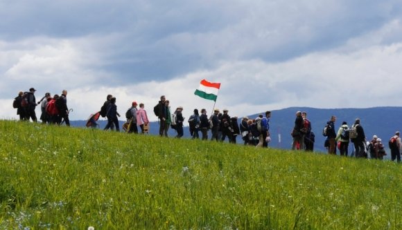 A csíksomlyói búcsú UNESCO-tagságát fúrja a kormány?