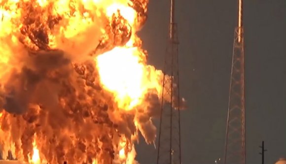 Így robban szét egy űrrakéta (VIDEÓ)