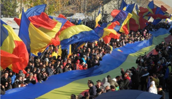 Hagyják abba a nemzeti eszmével való visszaélést!