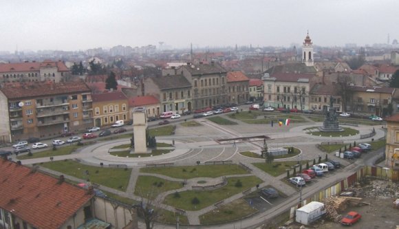 Még mindig nem rendezték az aradi Szabadság-szobor körüli teret
