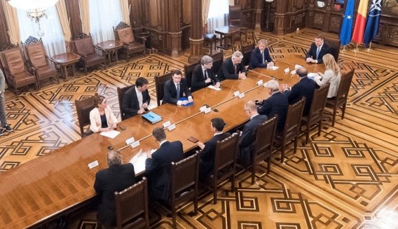 Kik bábáskodnak az új országterv születésénél?